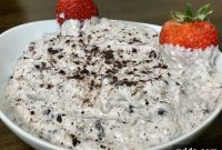 Delicious Oreo Dip