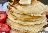 Fluffy Buttermilk Pancakes