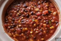 Hearty Slow Cooker Vegetarian Chili