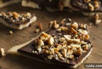 Buttery Toffee Crackers