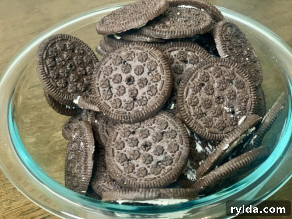 Chocolate sandwich cookies ready for the crust